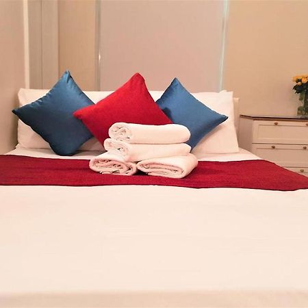 The King William Hotel Лондон Экстерьер фото