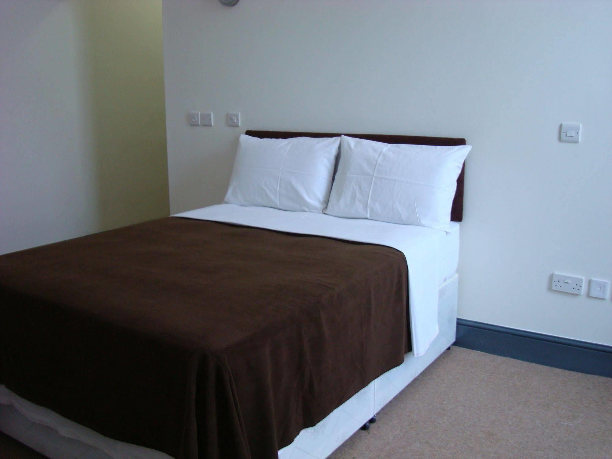 The King William Hotel Лондон Экстерьер фото